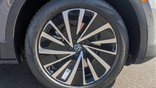 2025 Volkswagen ID.4 1V2DSPE82SC002853