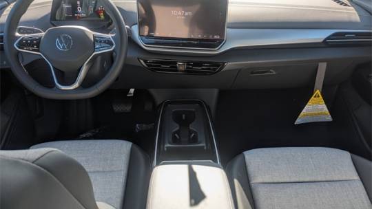 2025 Volkswagen ID.4 1V2DSPE82SC002853