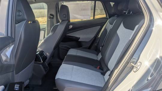 2025 Volkswagen ID.4 1V2DSPE82SC002853