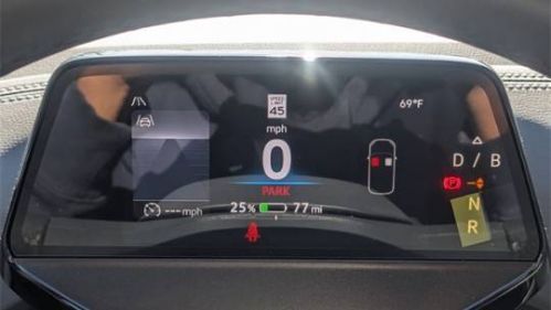 2025 Volkswagen ID.4 1V2DSPE82SC002853