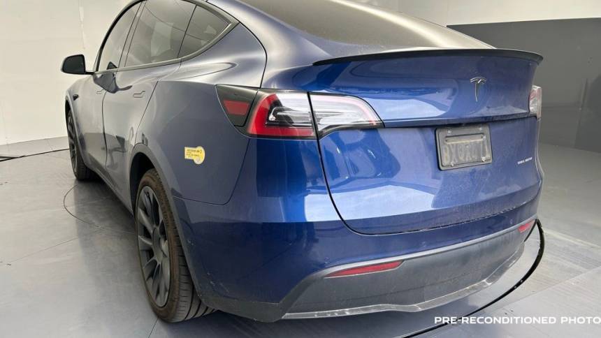 2021 Tesla Model Y 5YJYGDEE4MF245207