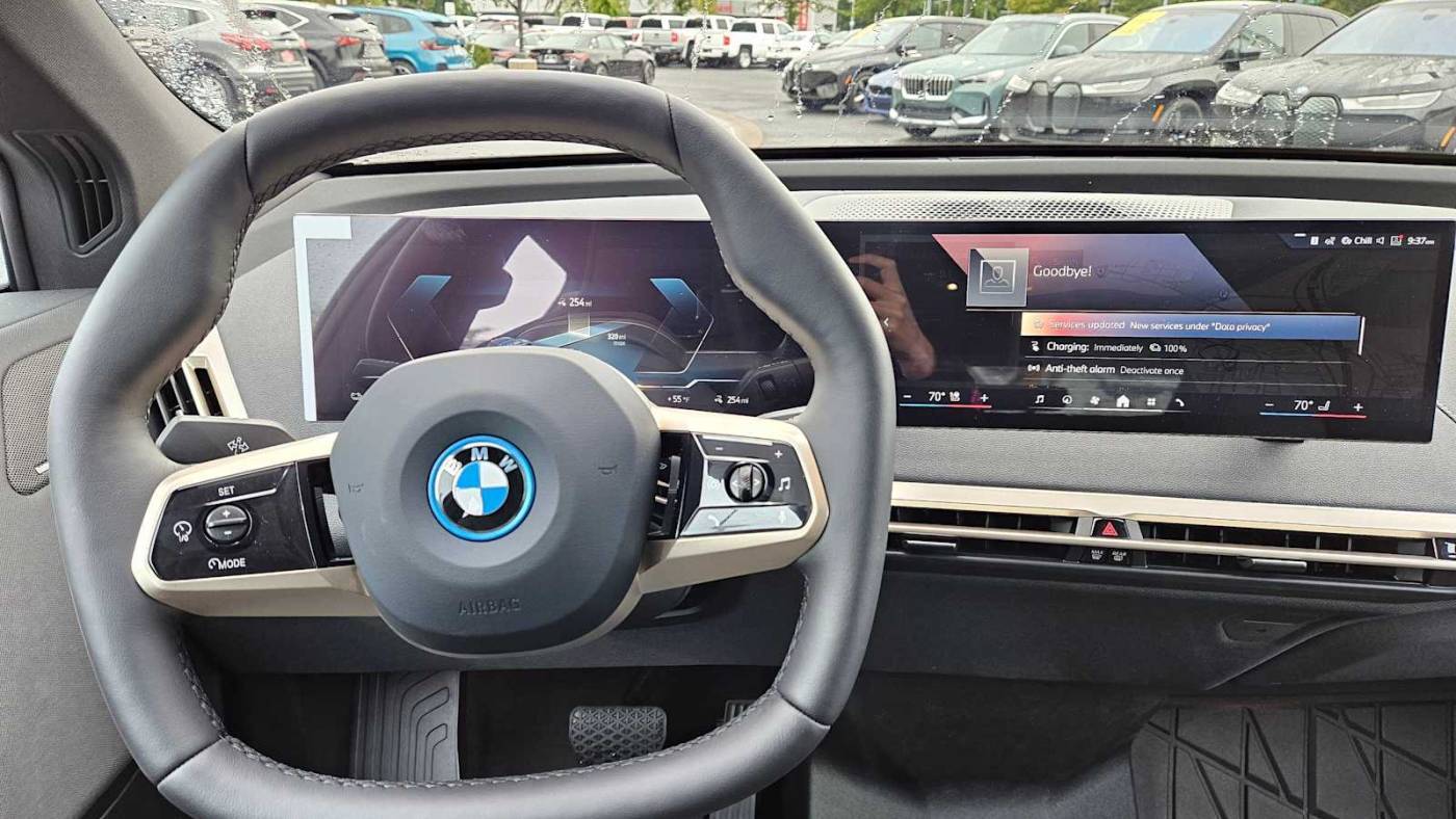 2025 BMW iX WB523CF07SCT00334