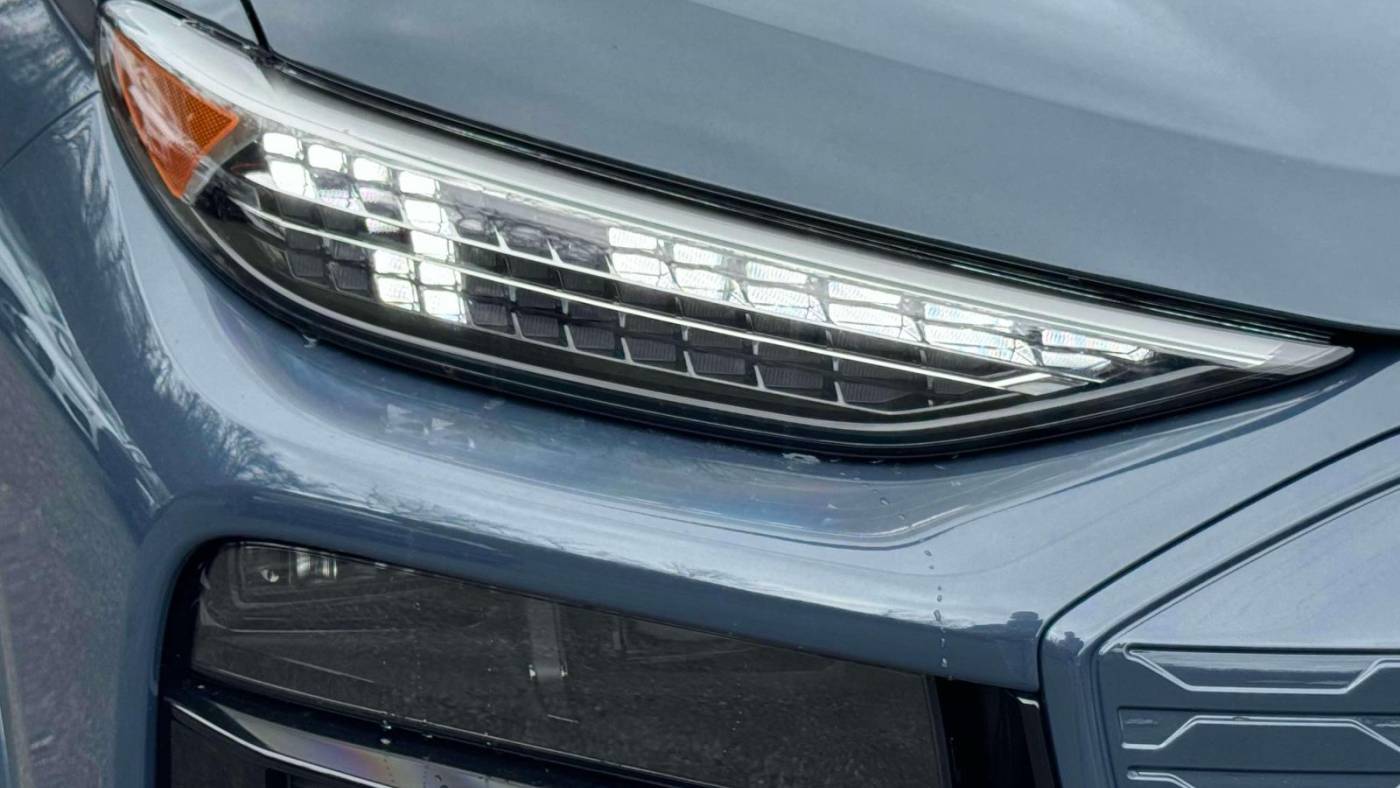 2025 Audi Q6 e-tron WA124BGF7SA031739