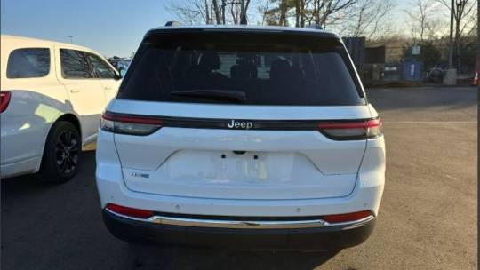 2022 Jeep Grand Cherokee 1C4RJYB67N8762142
