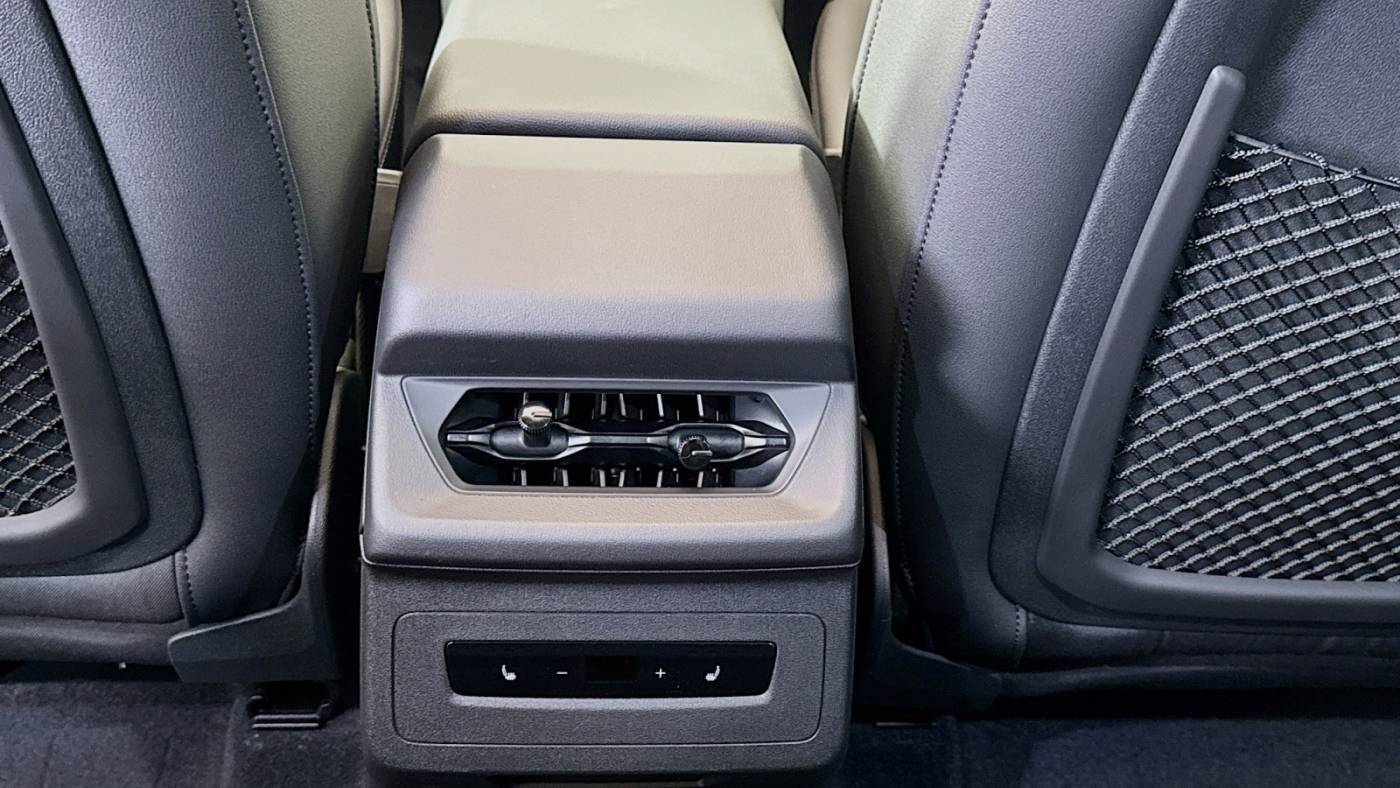 2025 Audi Q6 e-tron WA112BGFXSA026553