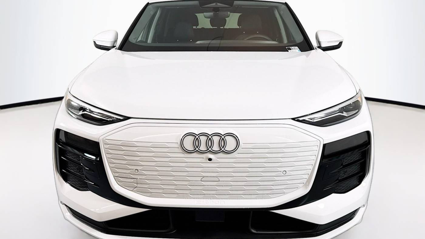 2025 Audi Q6 e-tron WA112BGFXSA026553