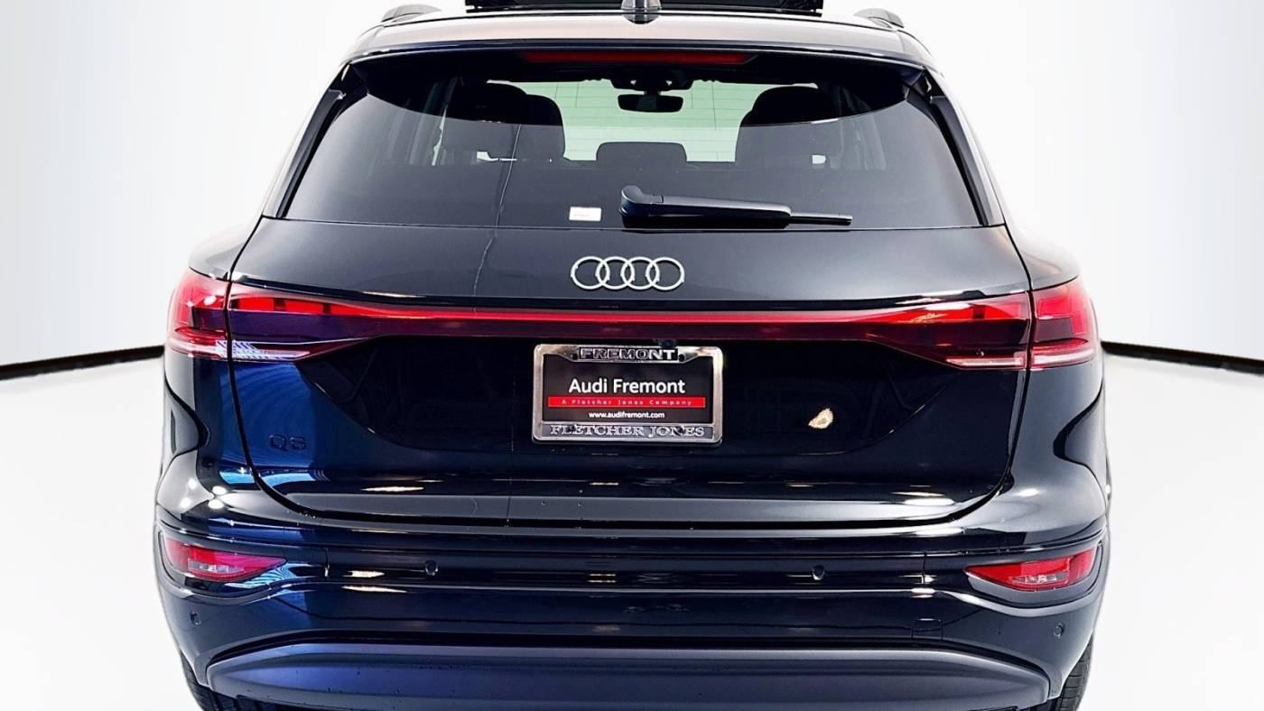 2025 Audi Q6 e-tron WA112BGF7SA027367