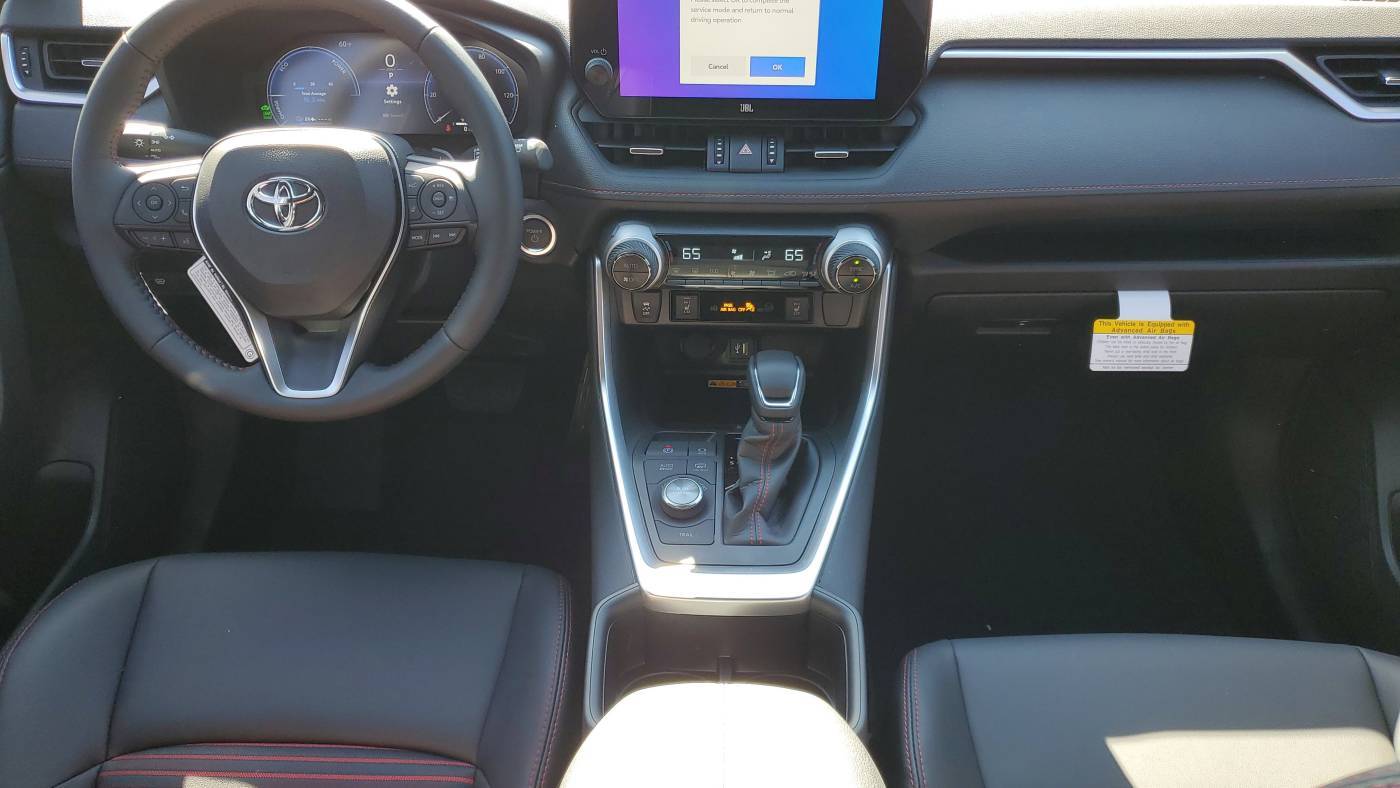 2025 Toyota RAV4 Plug-In Hybrid JTMEB3FV2SD247052