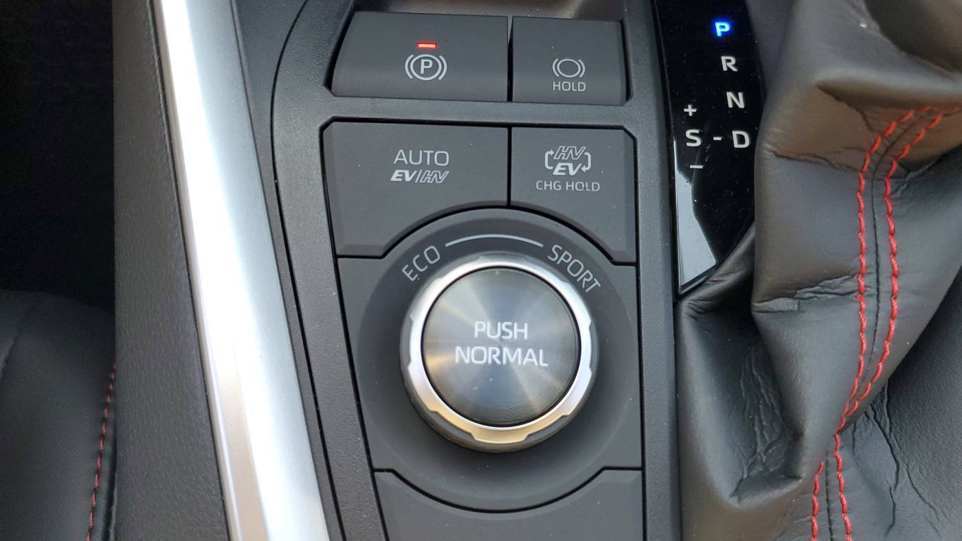 2025 Toyota RAV4 Plug-In Hybrid JTMEB3FV2SD247052
