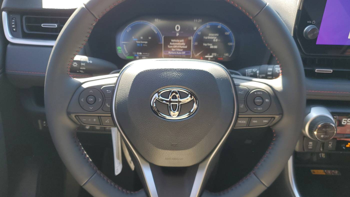 2025 Toyota RAV4 Plug-In Hybrid JTMEB3FV2SD247052