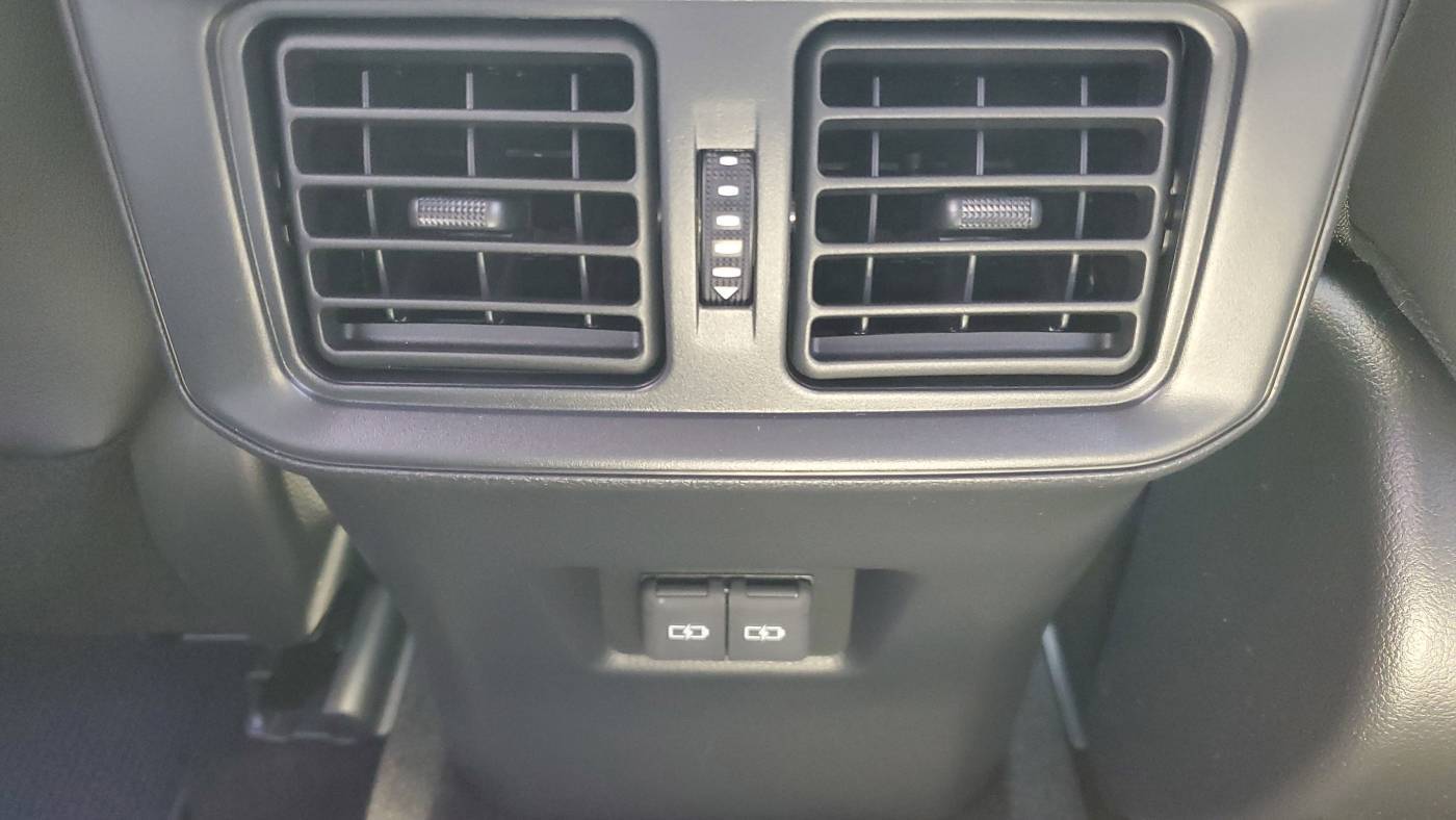 2025 Toyota RAV4 Plug-In Hybrid JTMEB3FV2SD247052