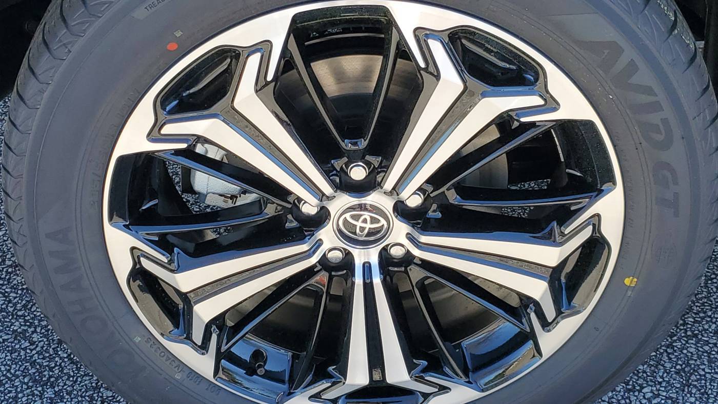 2025 Toyota RAV4 Plug-In Hybrid JTMEB3FV2SD247052