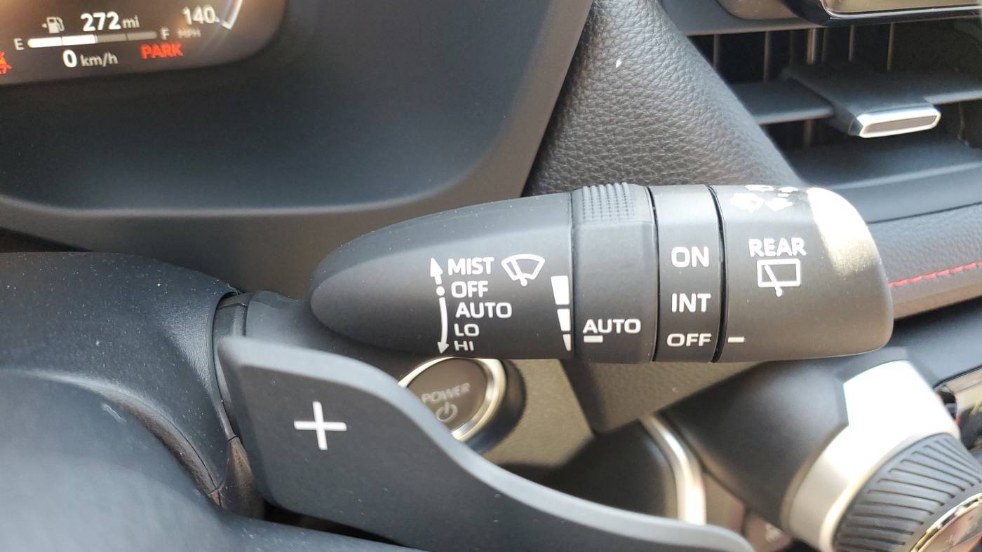 2025 Toyota RAV4 Plug-In Hybrid JTMEB3FV2SD247052