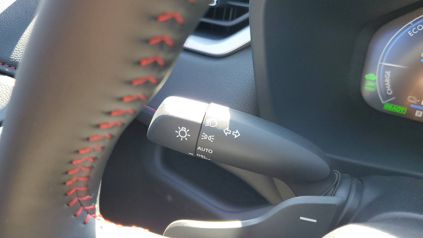 2025 Toyota RAV4 Plug-In Hybrid JTMEB3FV2SD247052