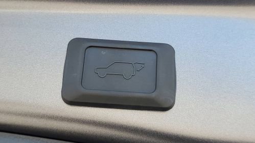 2025 Toyota RAV4 Plug-In Hybrid JTMEB3FV2SD247052