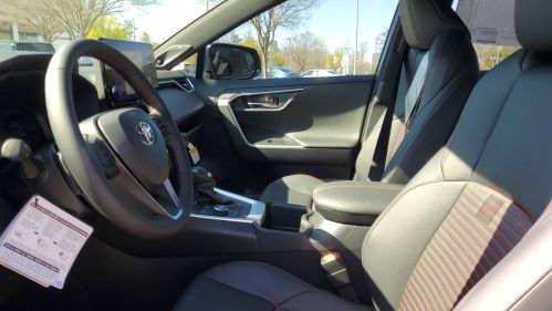 2025 Toyota RAV4 Plug-In Hybrid JTMEB3FV2SD247052