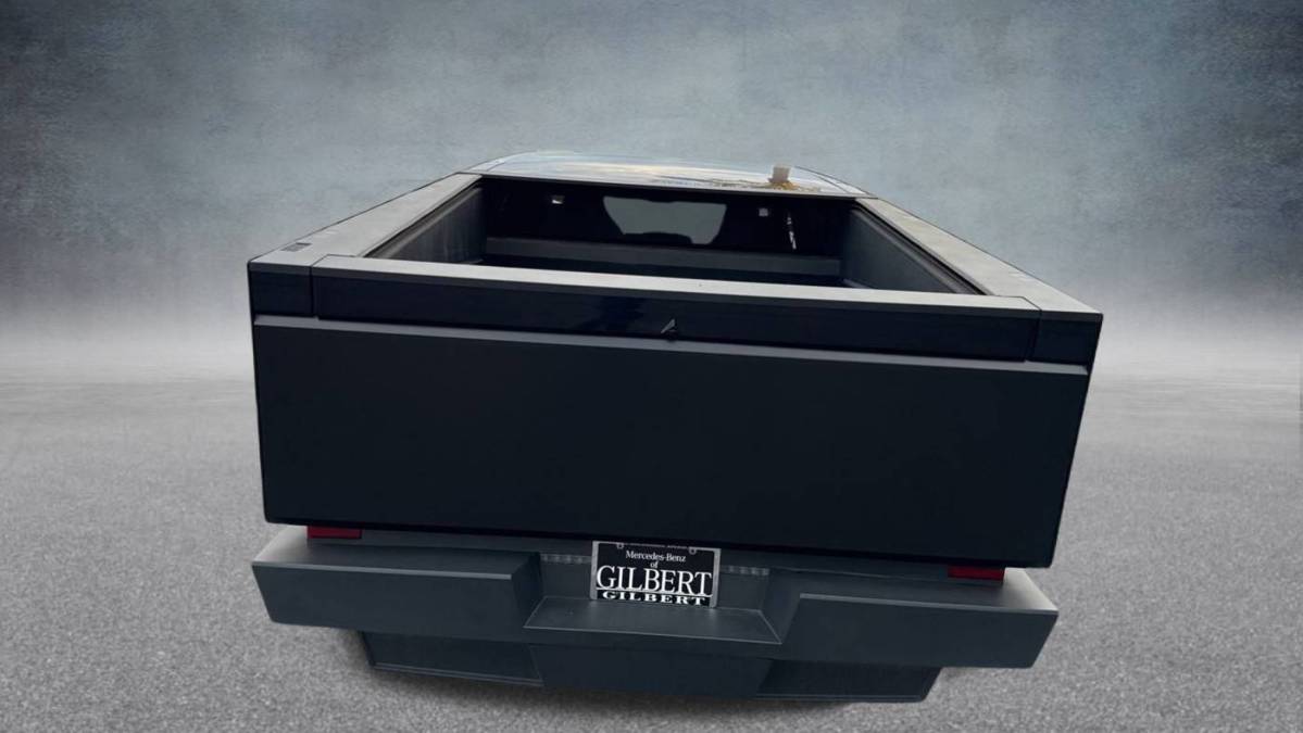 2024 Tesla Cybertruck - Images - 4