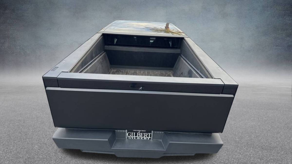 2024 Tesla Cybertruck - Images - 5