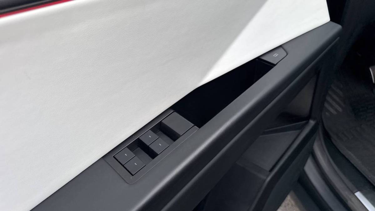 2024 Tesla Cybertruck - Images - 13