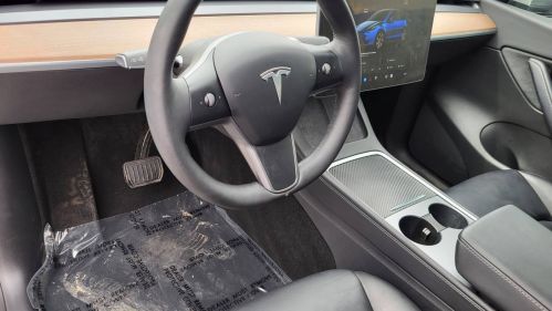 2022 Tesla Model Y 7SAYGAEE3NF364949