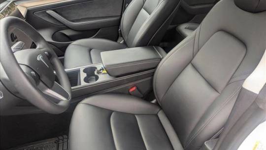 2022 Tesla Model 3 5YJ3E1EA0NF107242