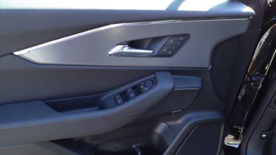 2024 Acura ZDX 4W5KHNRLXRZ501193
