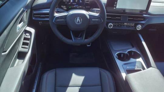 2024 Acura ZDX 4W5KHNRLXRZ501193