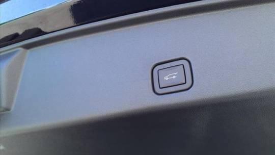 2024 Acura ZDX 4W5KHNRLXRZ501193