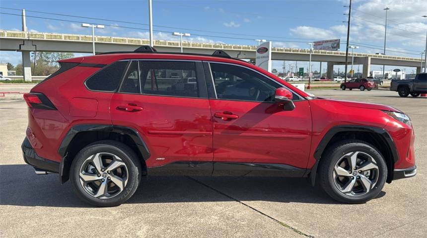 2025 Toyota RAV4 Plug-In Hybrid JTMCB3FV8SD246463