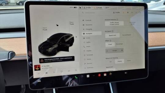 2021 Tesla Model Y 5YJYGDEE1MF070446