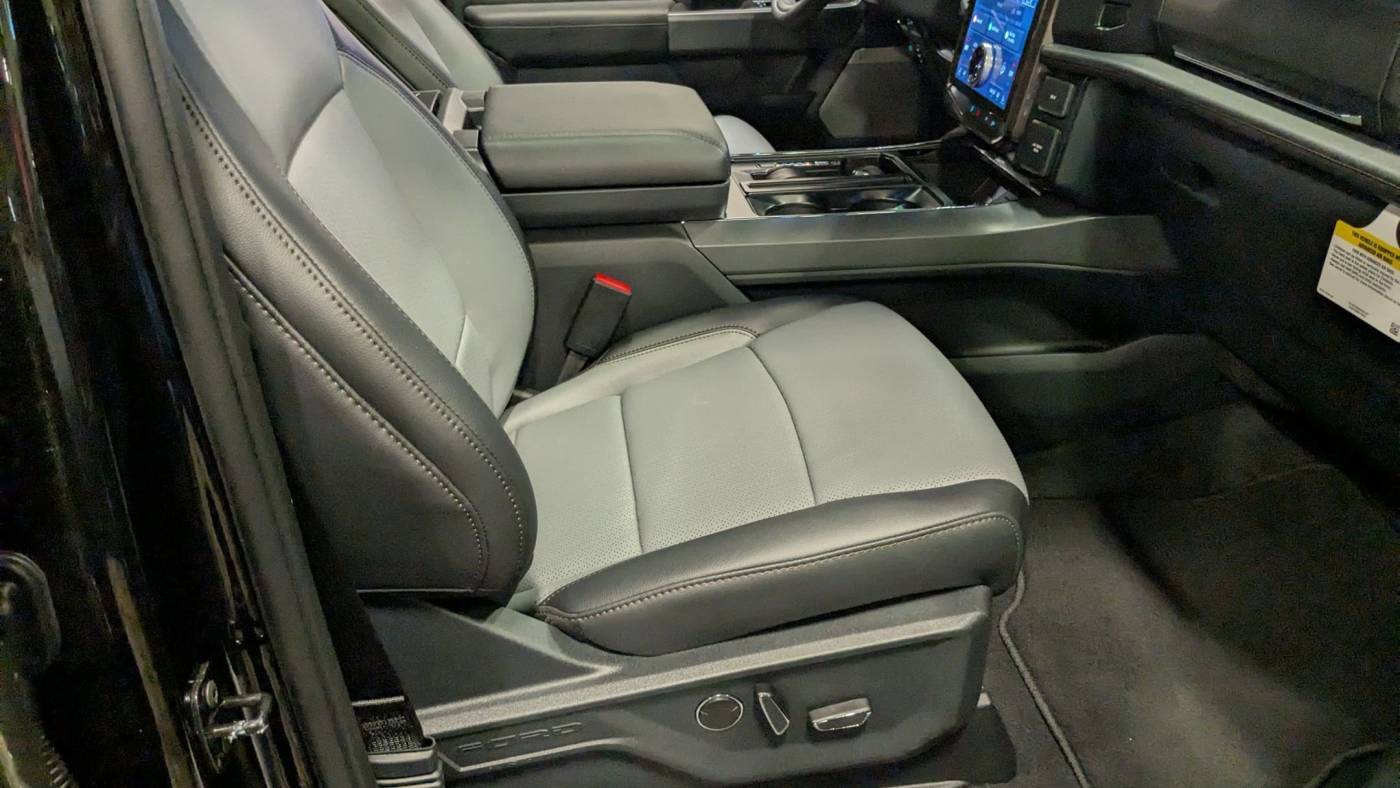 2025 Ford F-150 Lightning 1FT6W5L78SWG00702