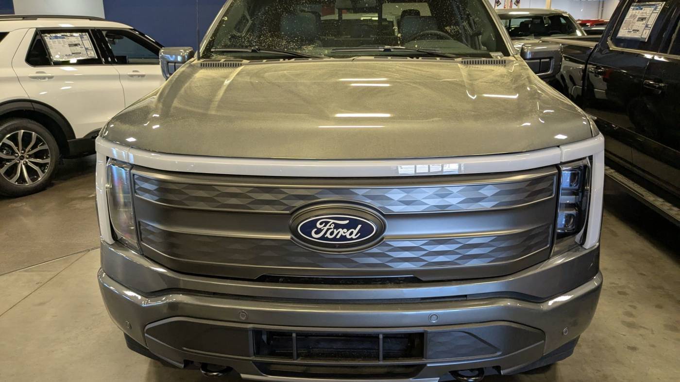 2025 Ford F-150 Lightning 1FT6W5L75SWG02360