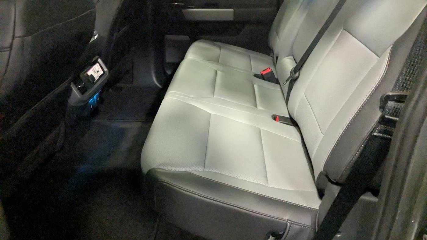 2025 Ford F-150 Lightning 1FT6W5L75SWG02360