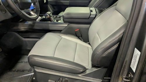2025 Ford F-150 Lightning 1FT6W5L75SWG02360