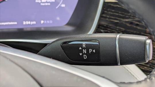 2017 Tesla Model S - Images - 12