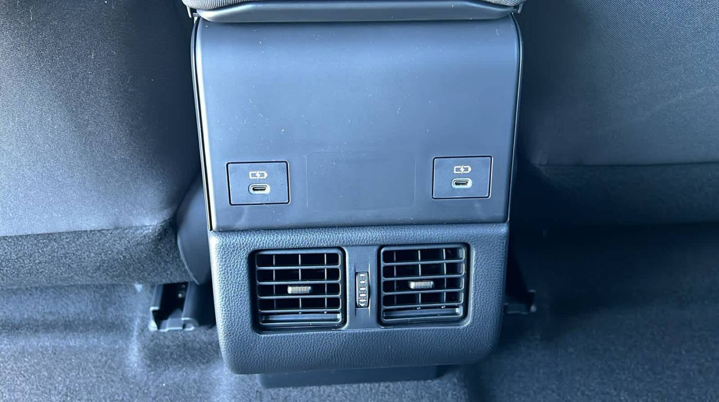 2025 Subaru Solterra JTMABABA1SA096504
