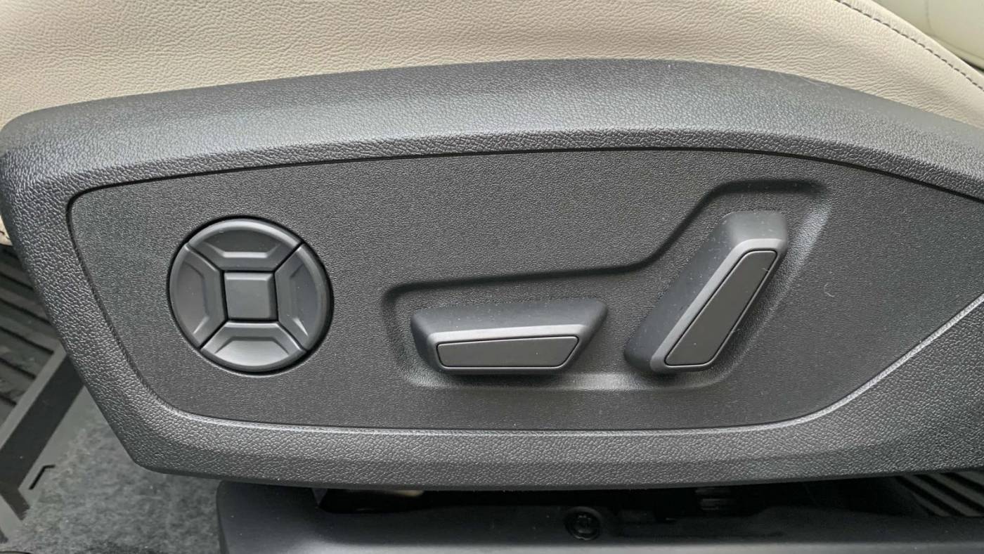 2025 Audi Q6 e-tron WA124BGF1SA008134
