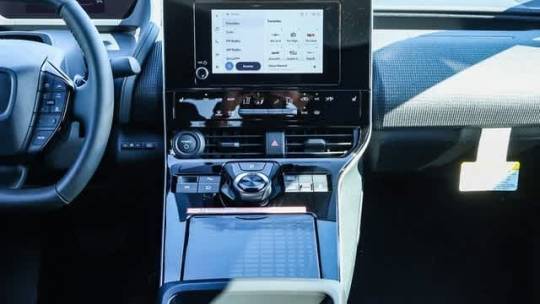 2025 Subaru Solterra JTMABABA1SA096275