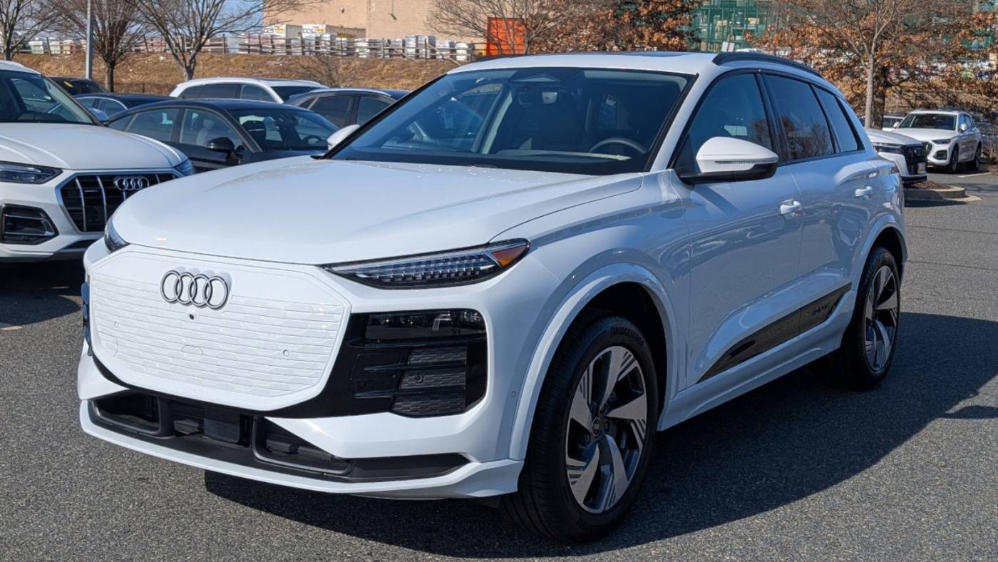 2025 Audi Q6 e-tron WA124BGF1SA012295