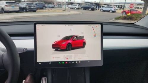 2024 Tesla Model Y 7SAYGDEF3RA302819