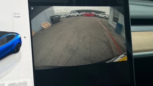 2023 Tesla Model Y 7SAYGDEF7PF758709