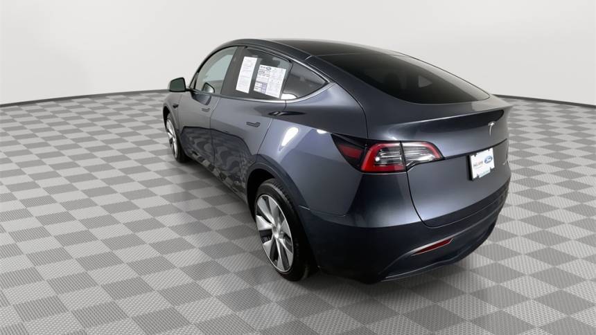 2023 Tesla Model Y 7SAYGDEE6PF886091