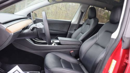 2021 Tesla Model Y 5YJYGDEE3MF062638