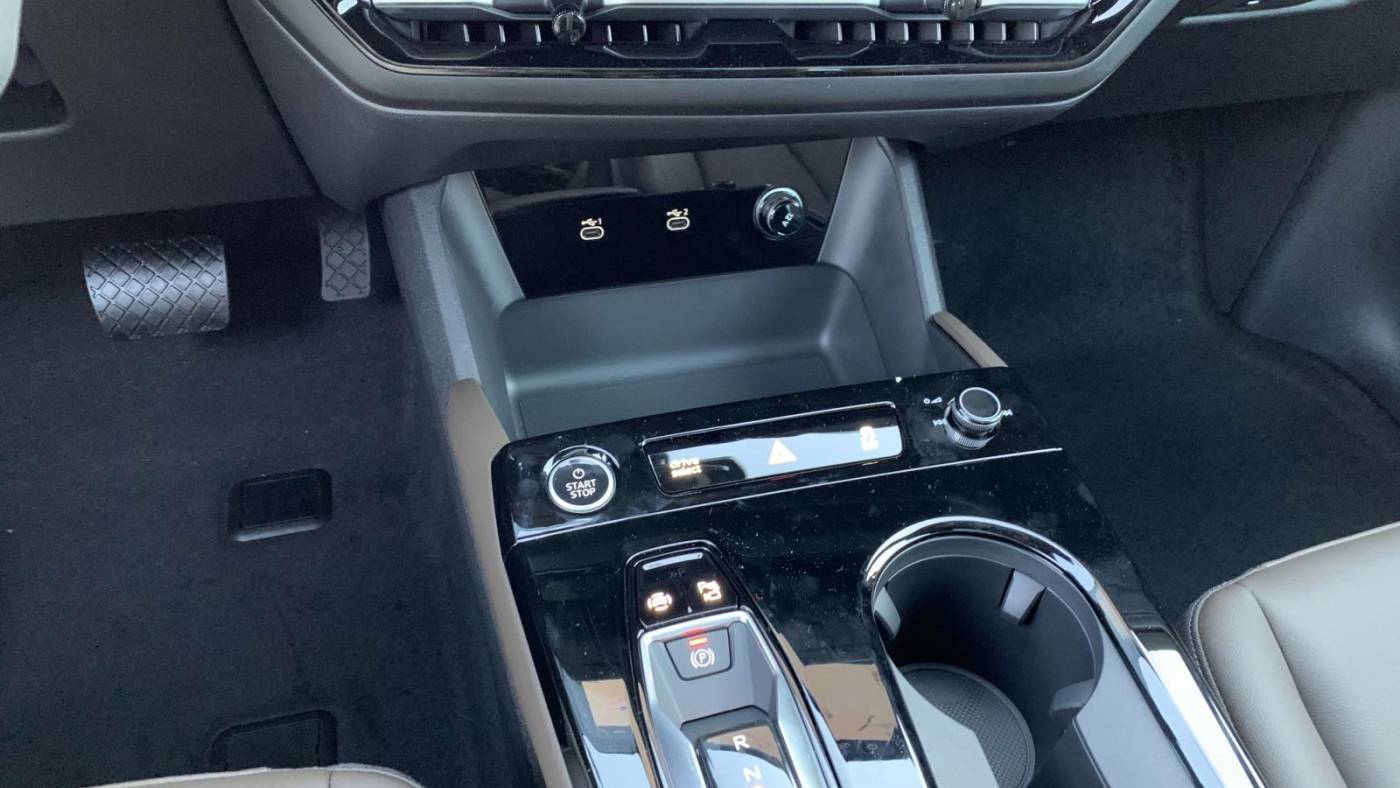2025 Audi Q6 e-tron WA122BGF3SA019819