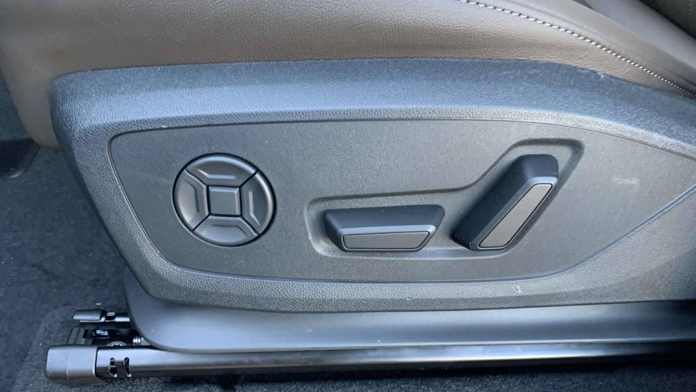 2025 Audi Q6 e-tron WA122BGF3SA019819