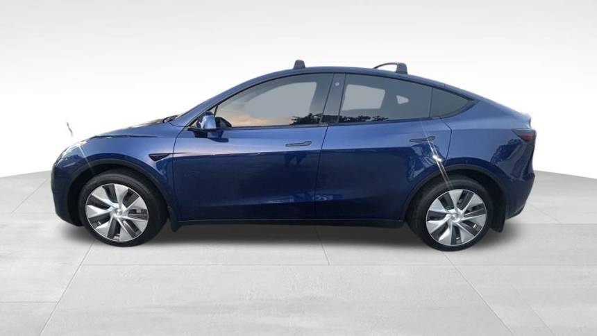 2023 Tesla Model Y 7SAYGDEE0PA031013