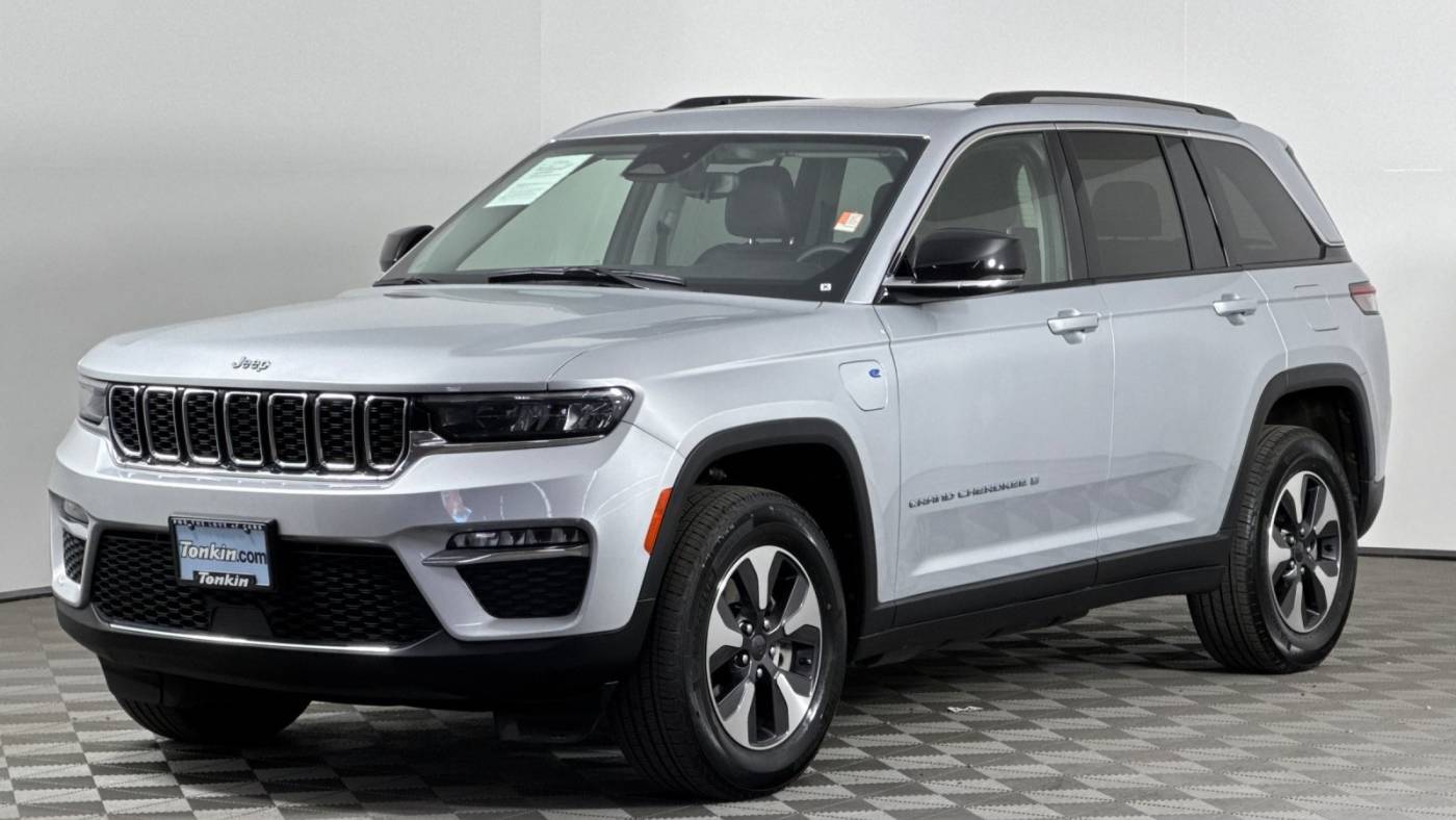 2023 Jeep Grand Cherokee 1C4RJYB65PC628617