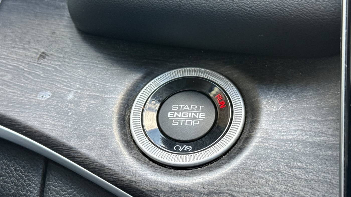 2023 Jeep Grand Cherokee 1C4RJYB65PC628617