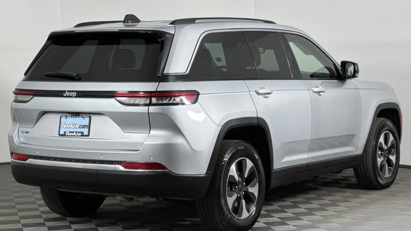 2023 Jeep Grand Cherokee 1C4RJYB65PC628617