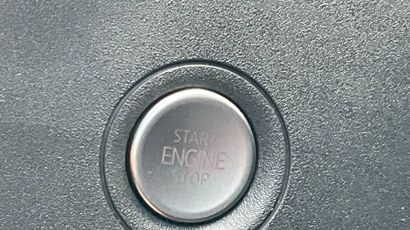 2025 Volkswagen ID.4 1V25MPE85SC002358